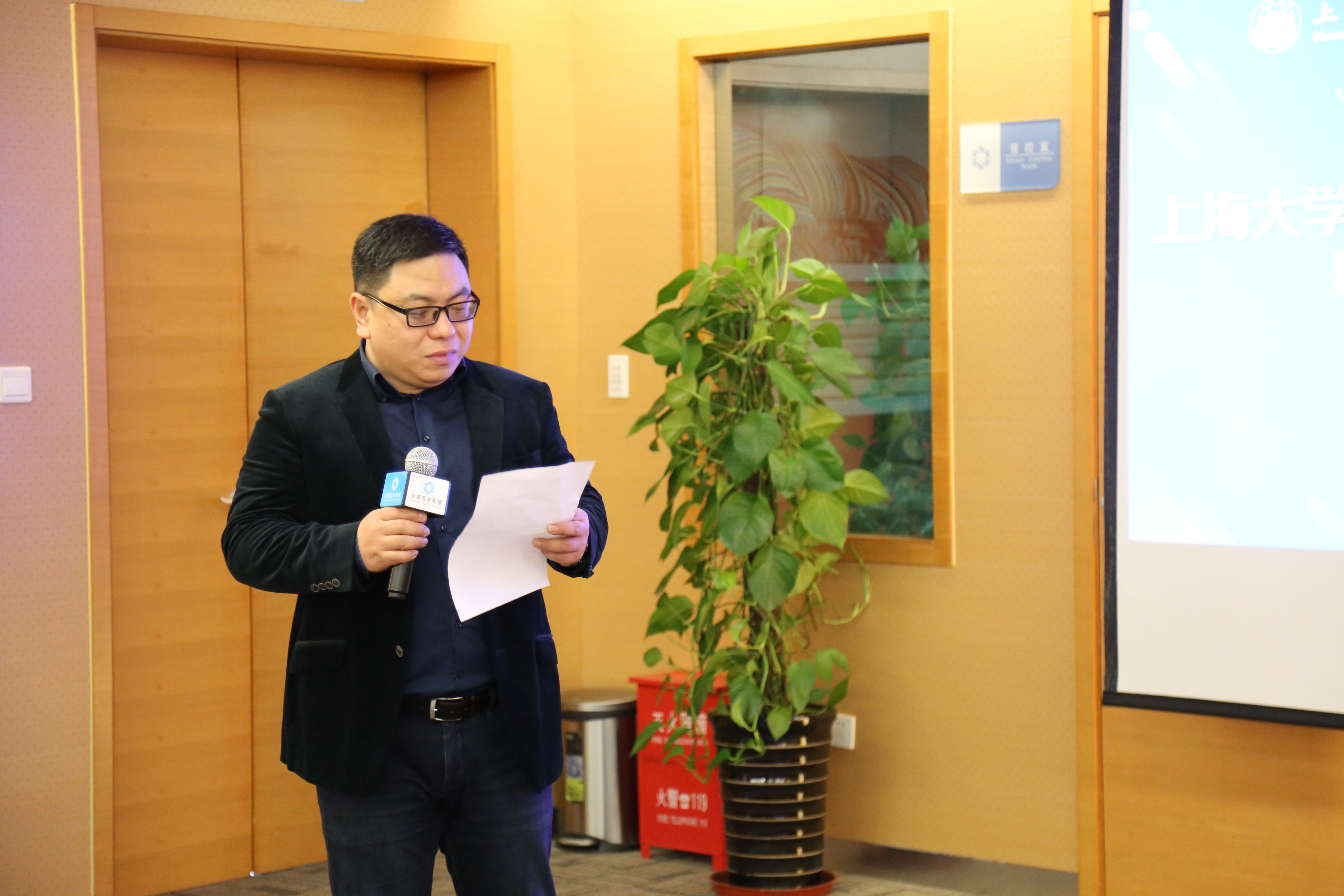 9416a90cde062d799372799b93aa6fc