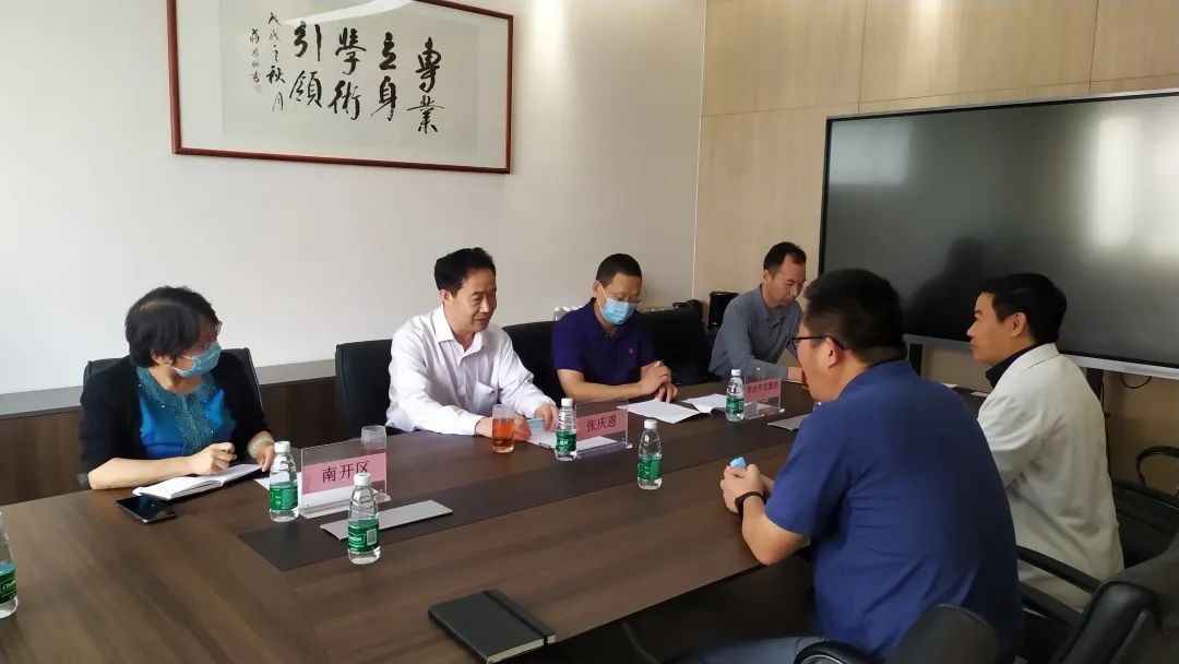 双节前夕，市合作交流办领导走访慰问天津全景医学影像